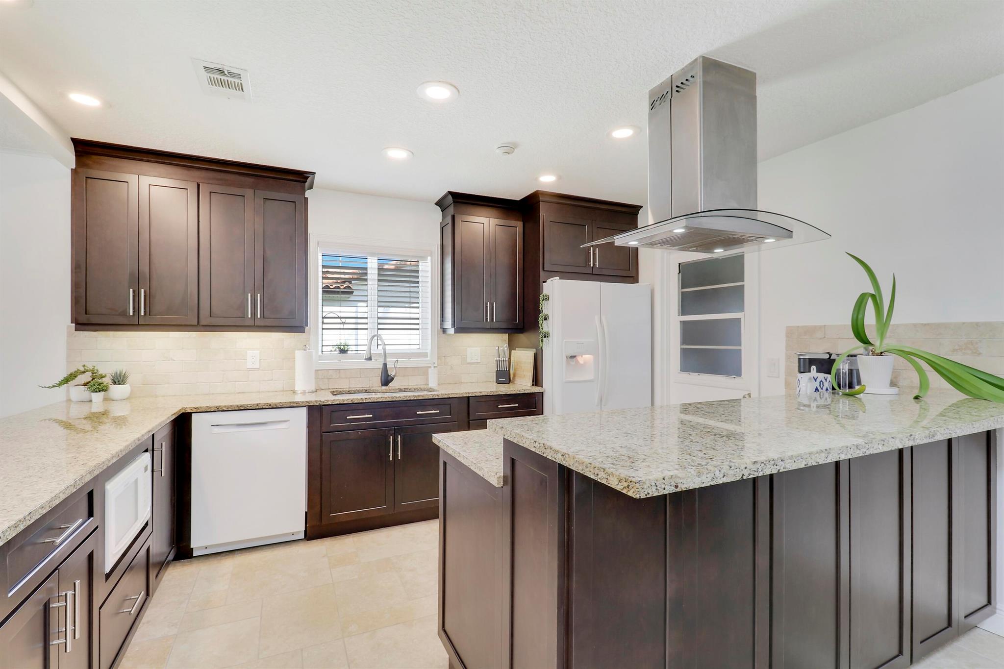 19339 W Indies Lane