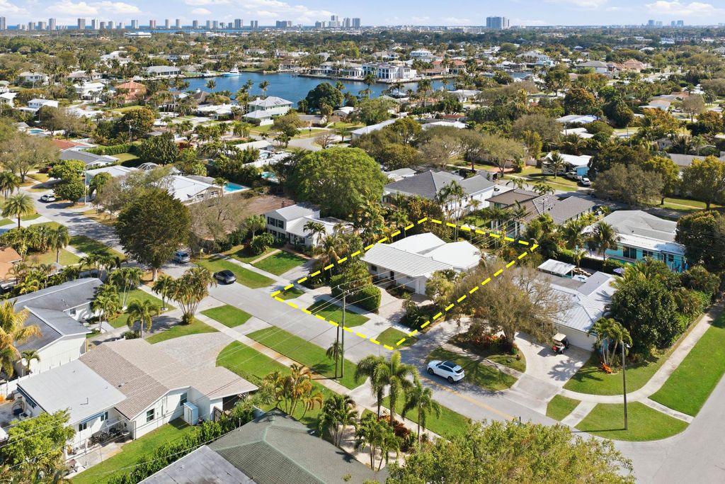 Photo of 736 Osprey Way, North Palm Beach, FL 33408 (MLS # R11168721)