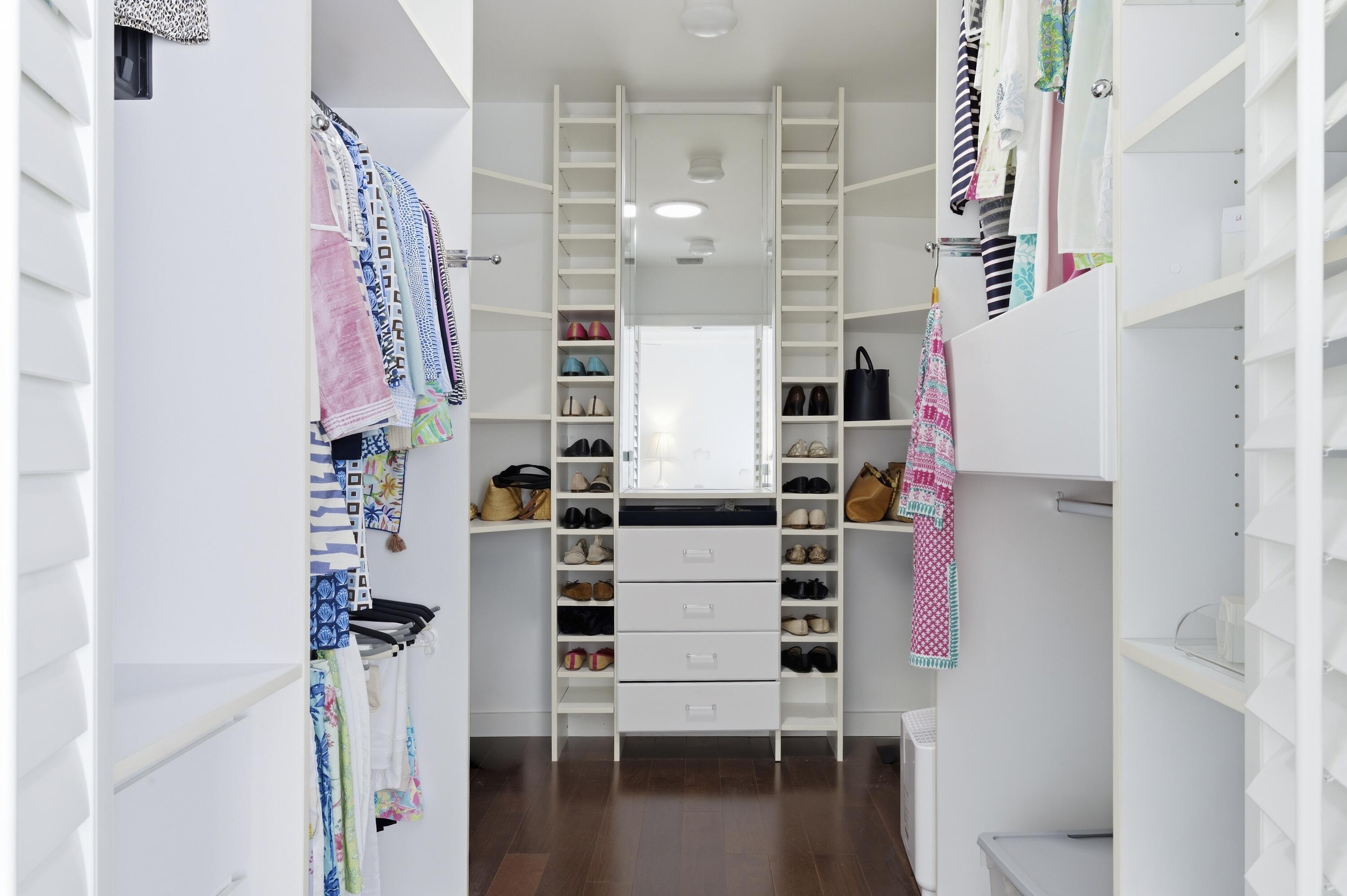 NORTH PALM BEACH VILLAGE OF 6 - Residential