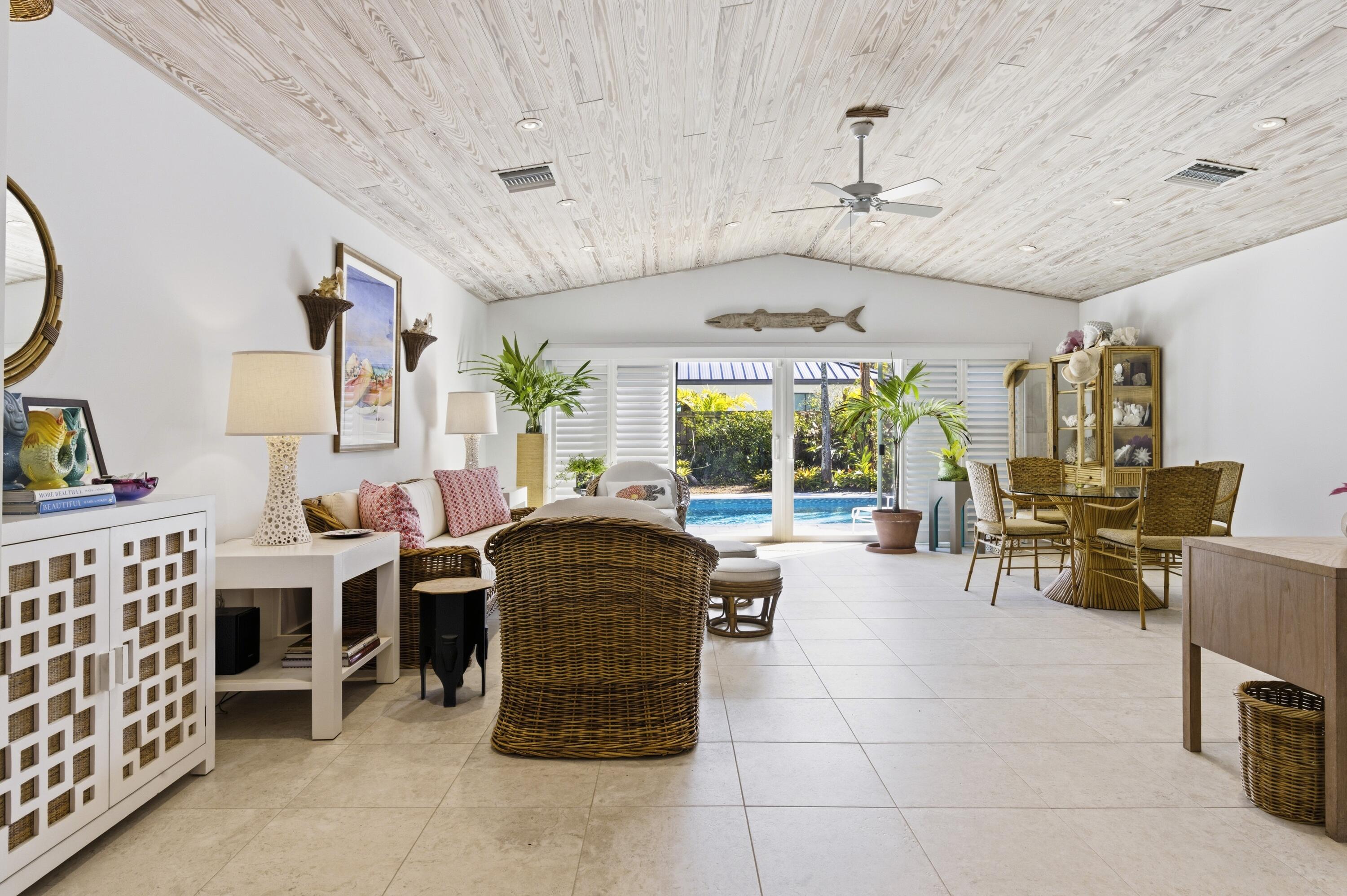 NORTH PALM BEACH VILLAGE OF 6 - Residential