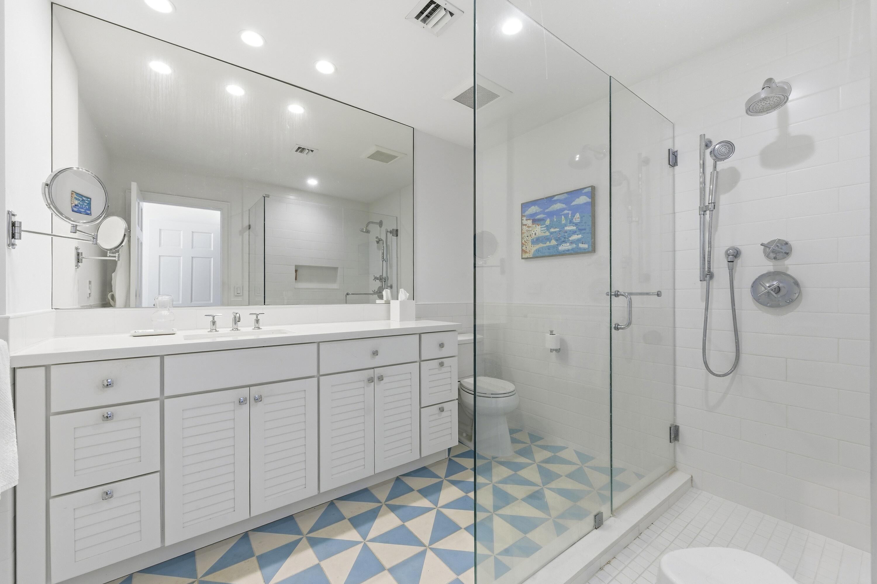 NORTH PALM BEACH VILLAGE OF 6 - Residential