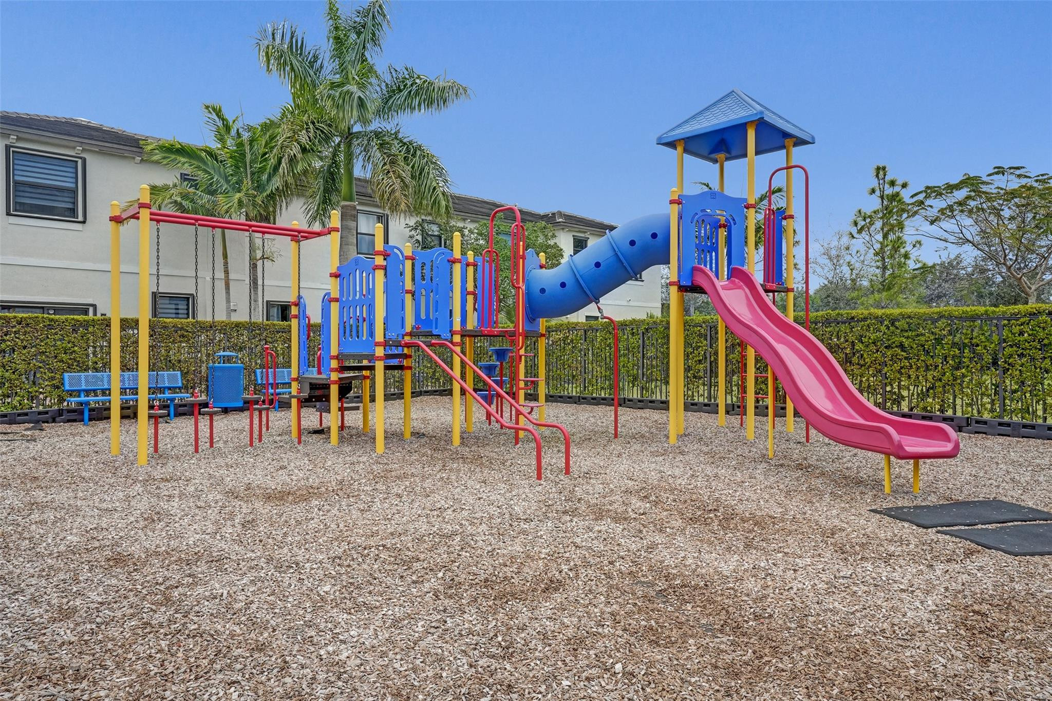 TROTTERS CHASE - Residential