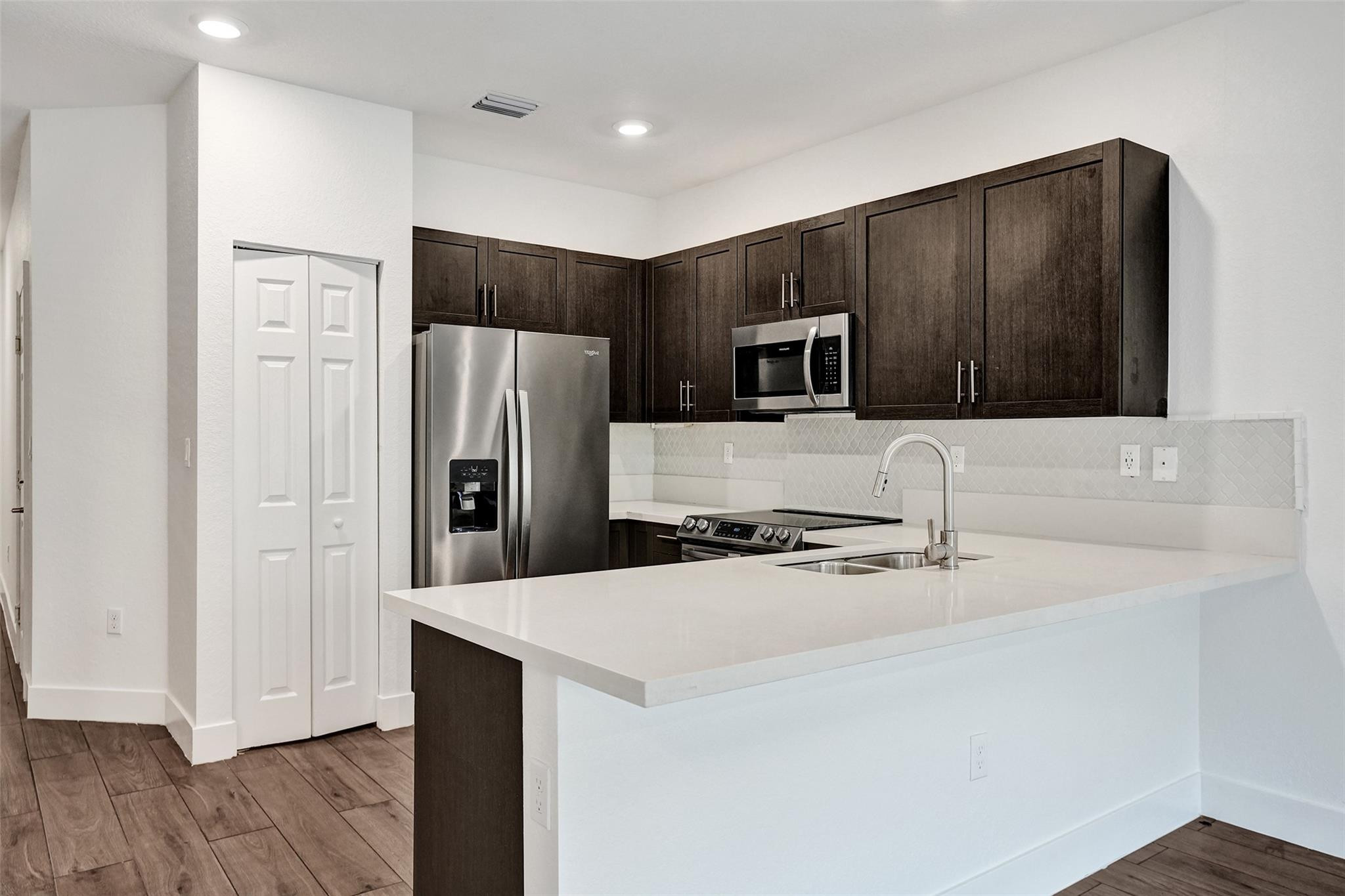 TROTTERS CHASE - Residential