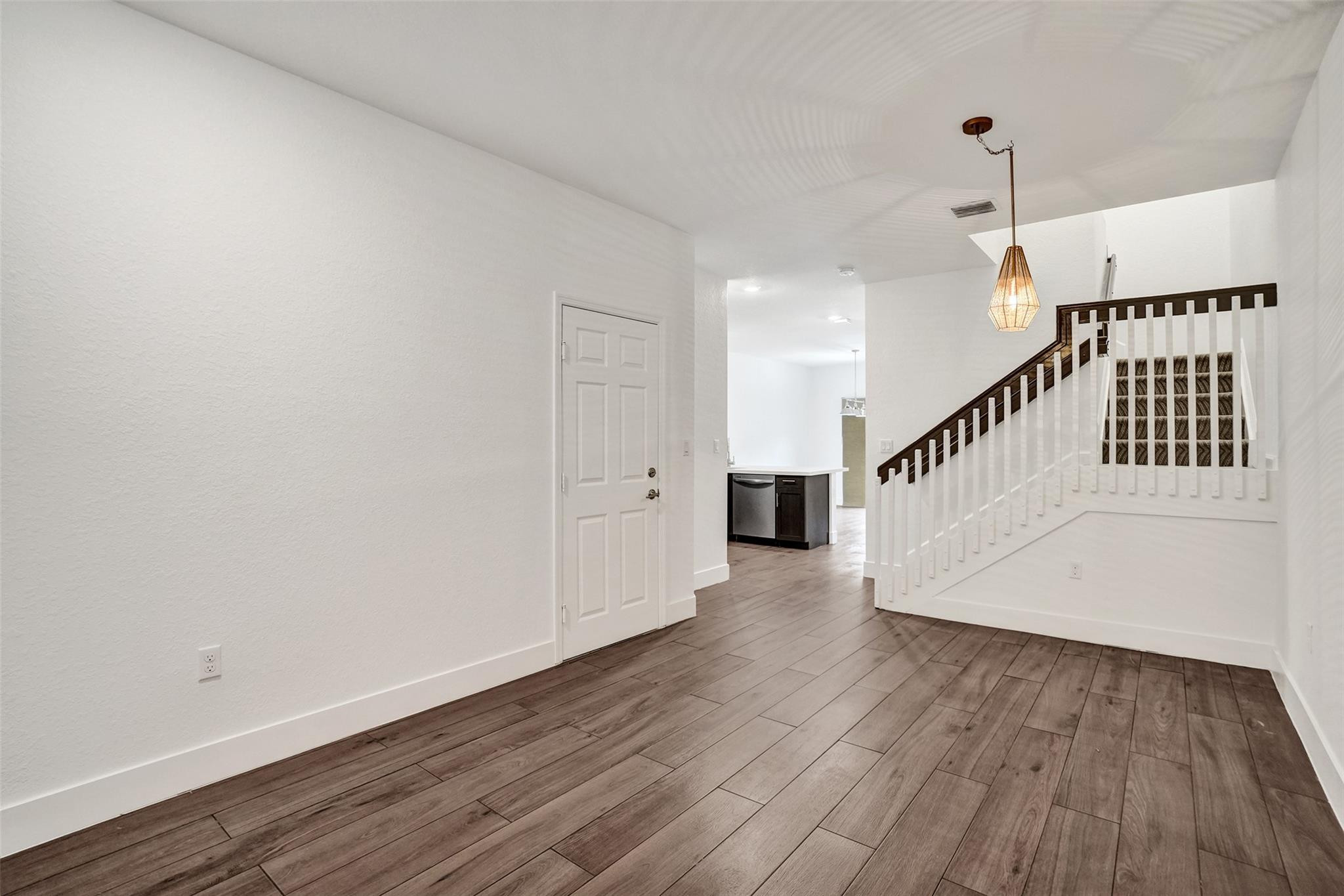 TROTTERS CHASE - Residential