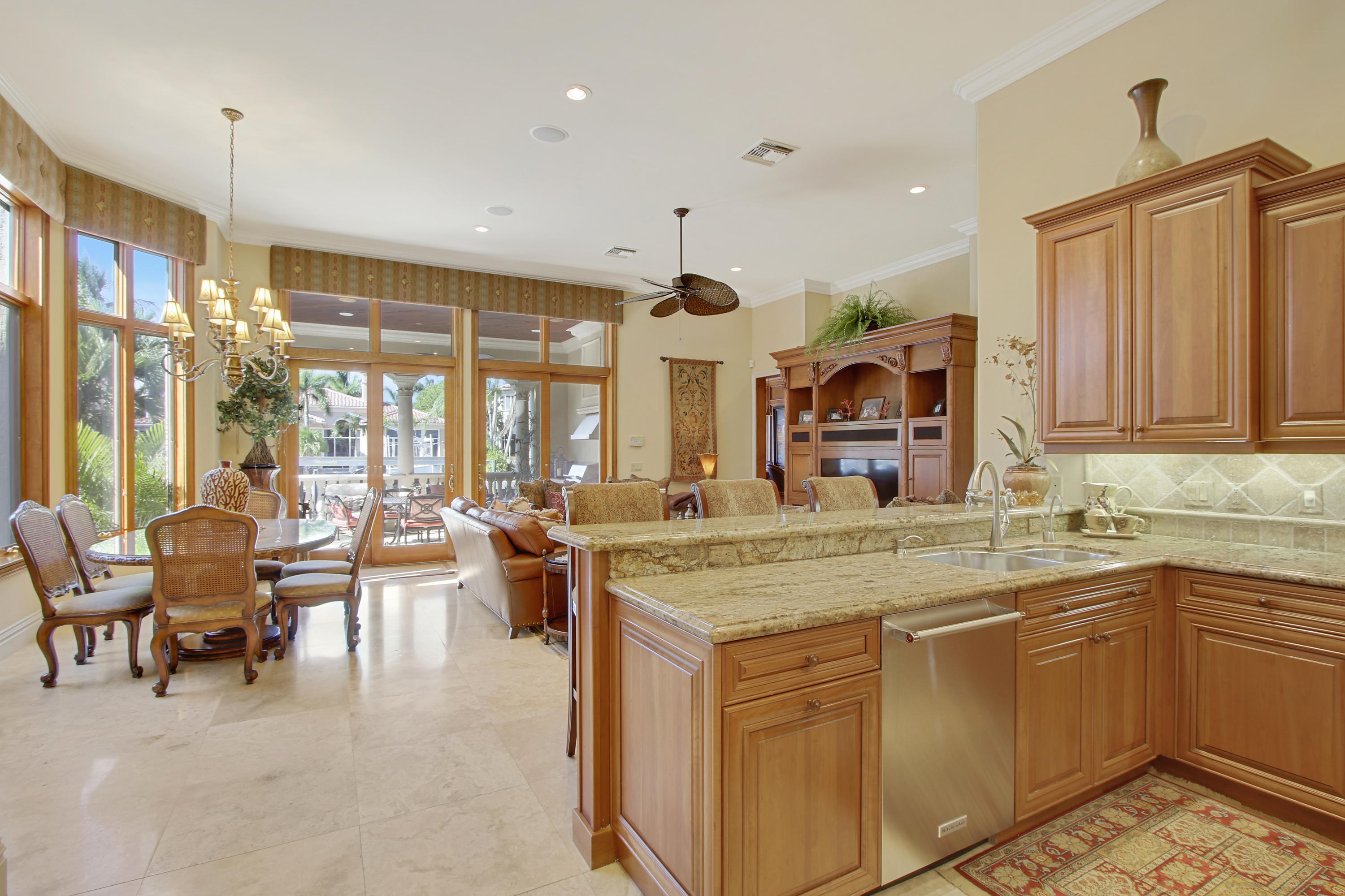 HARBOUR ISLES - Residential