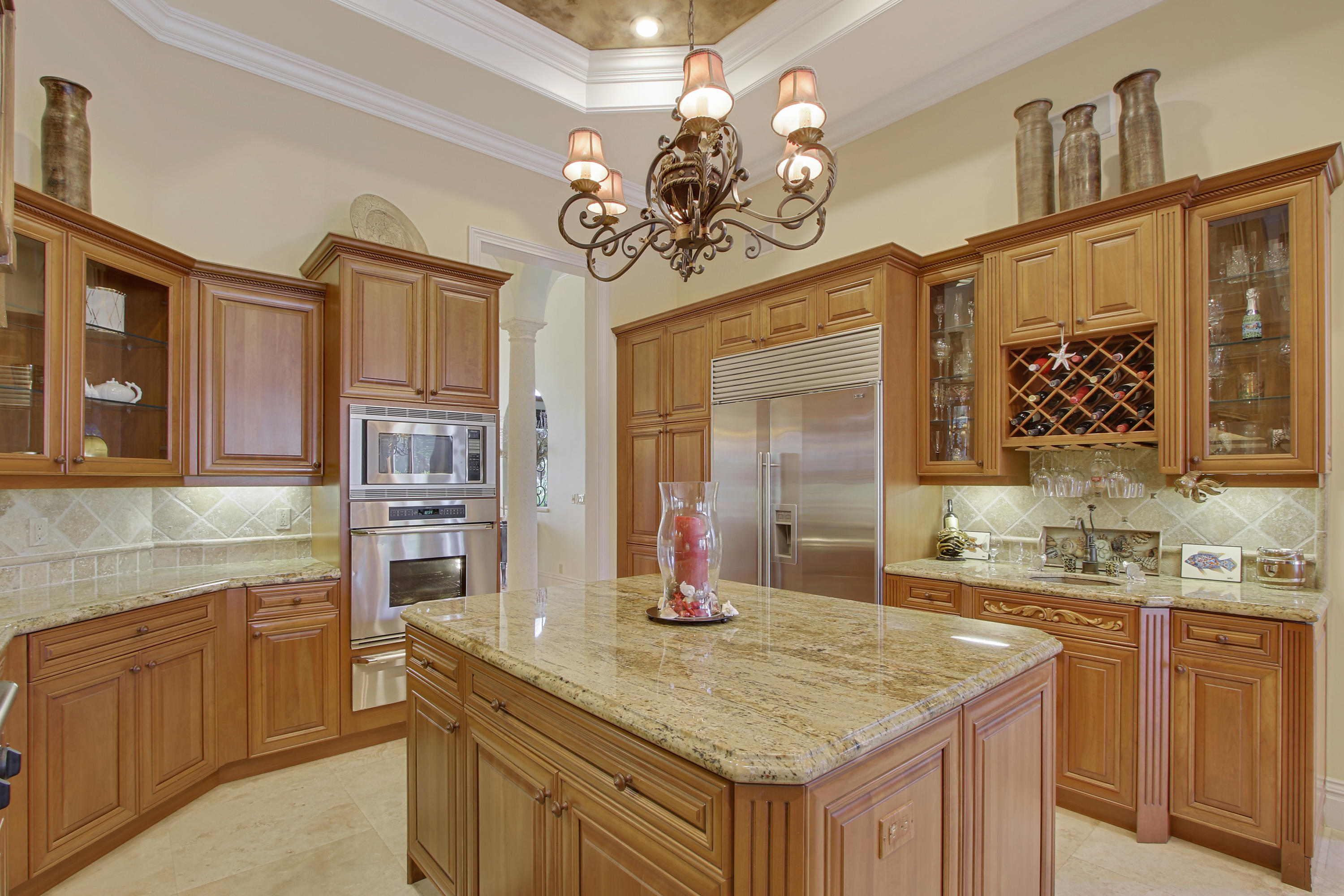 HARBOUR ISLES - Residential