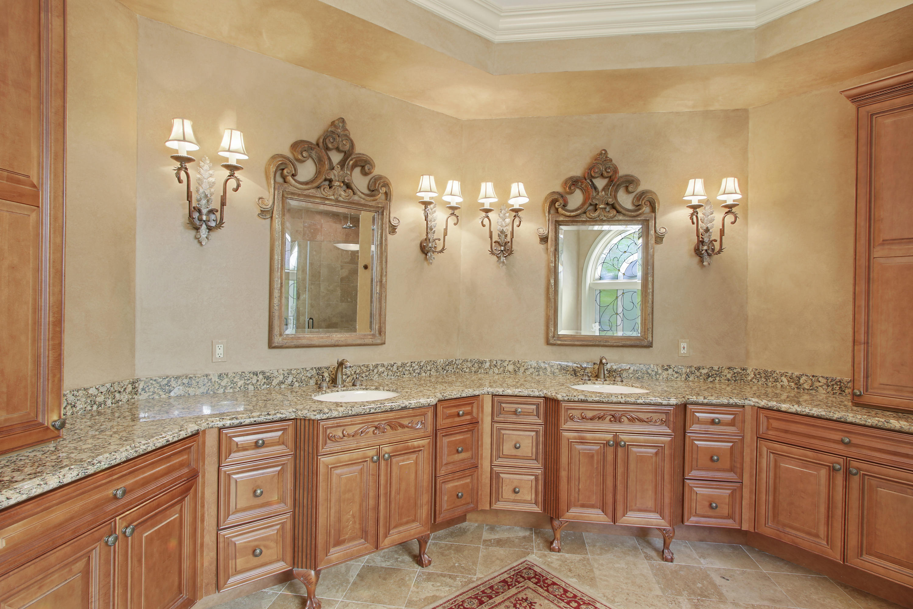 HARBOUR ISLES - Residential