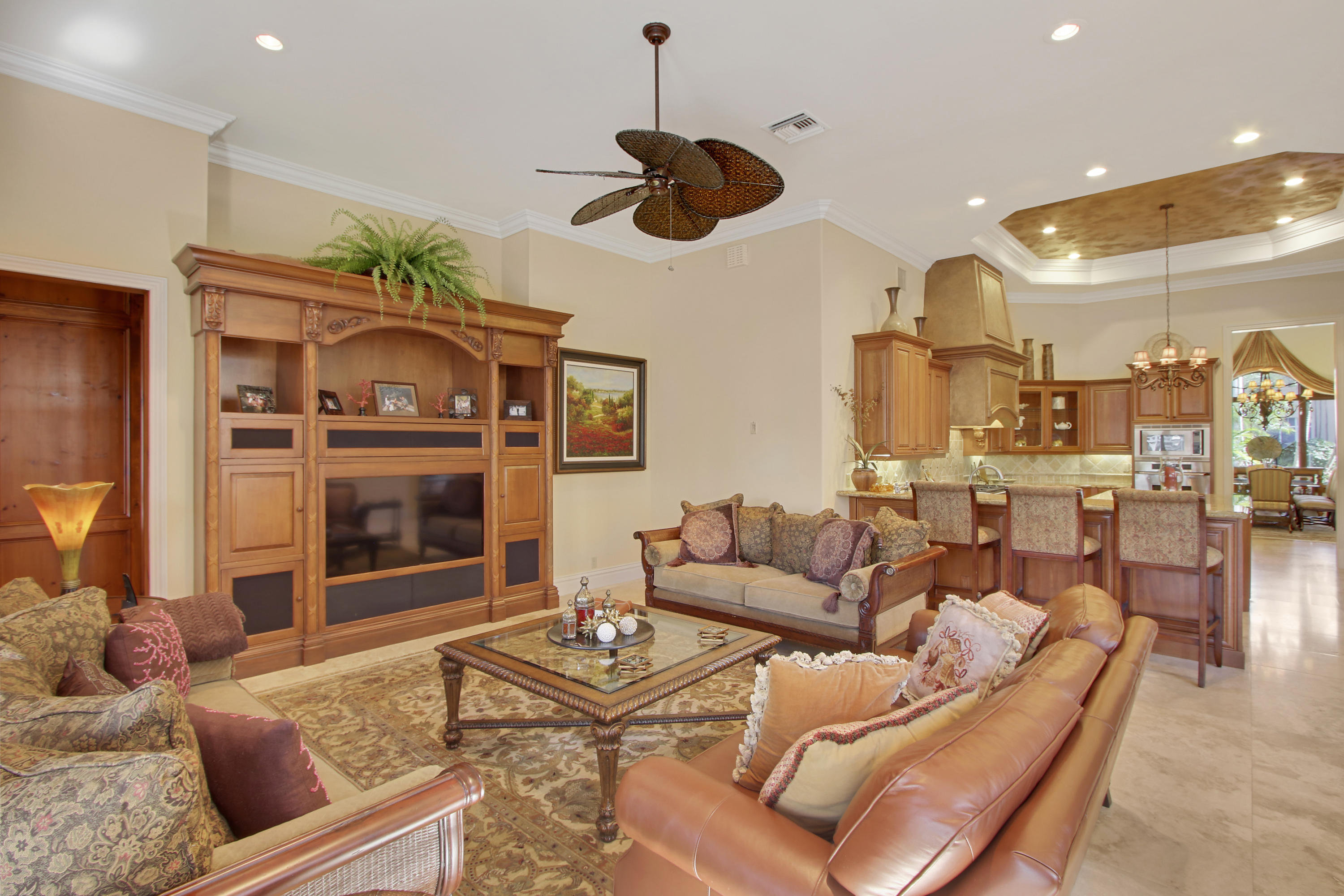 HARBOUR ISLES - Residential