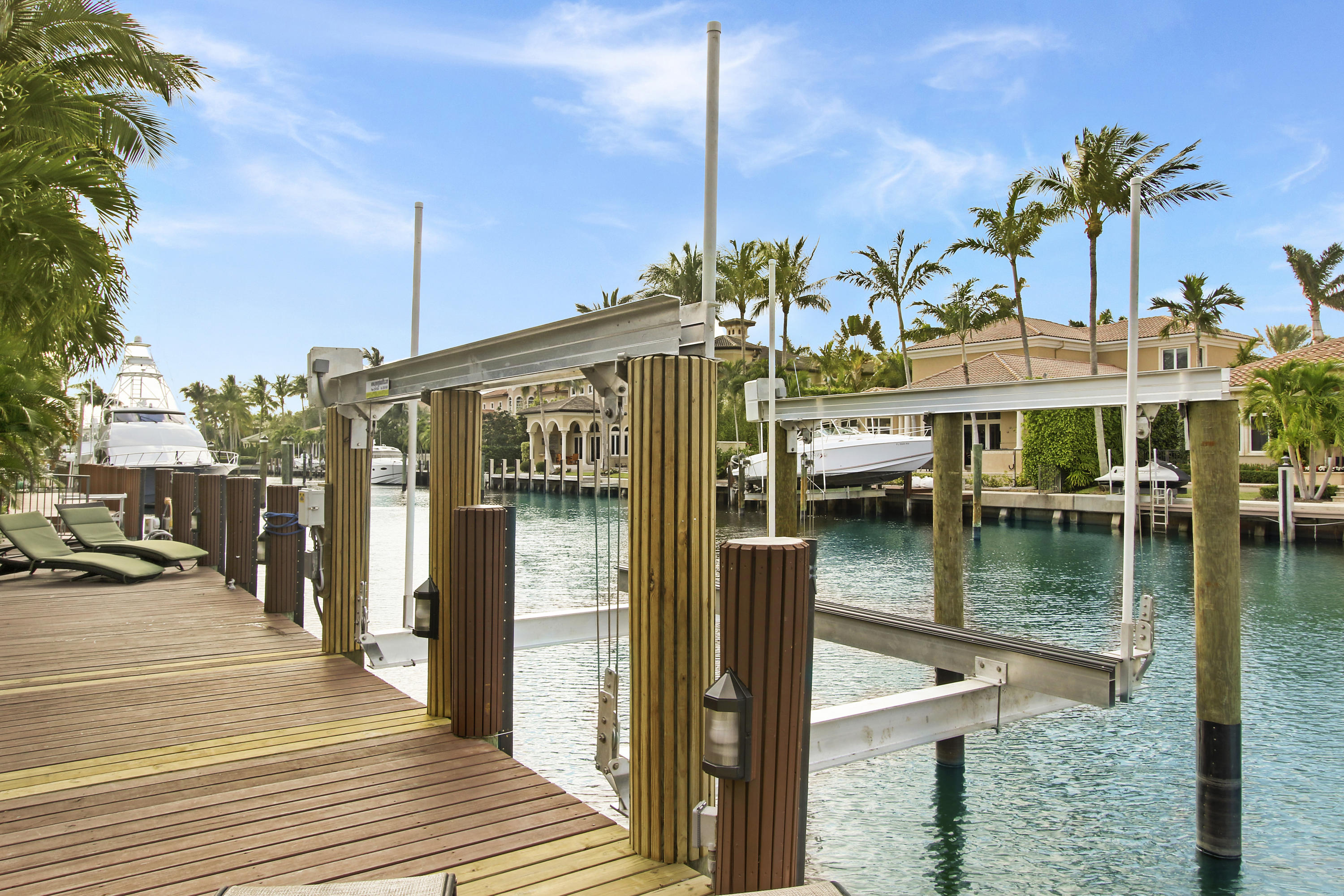 HARBOUR ISLES - Residential