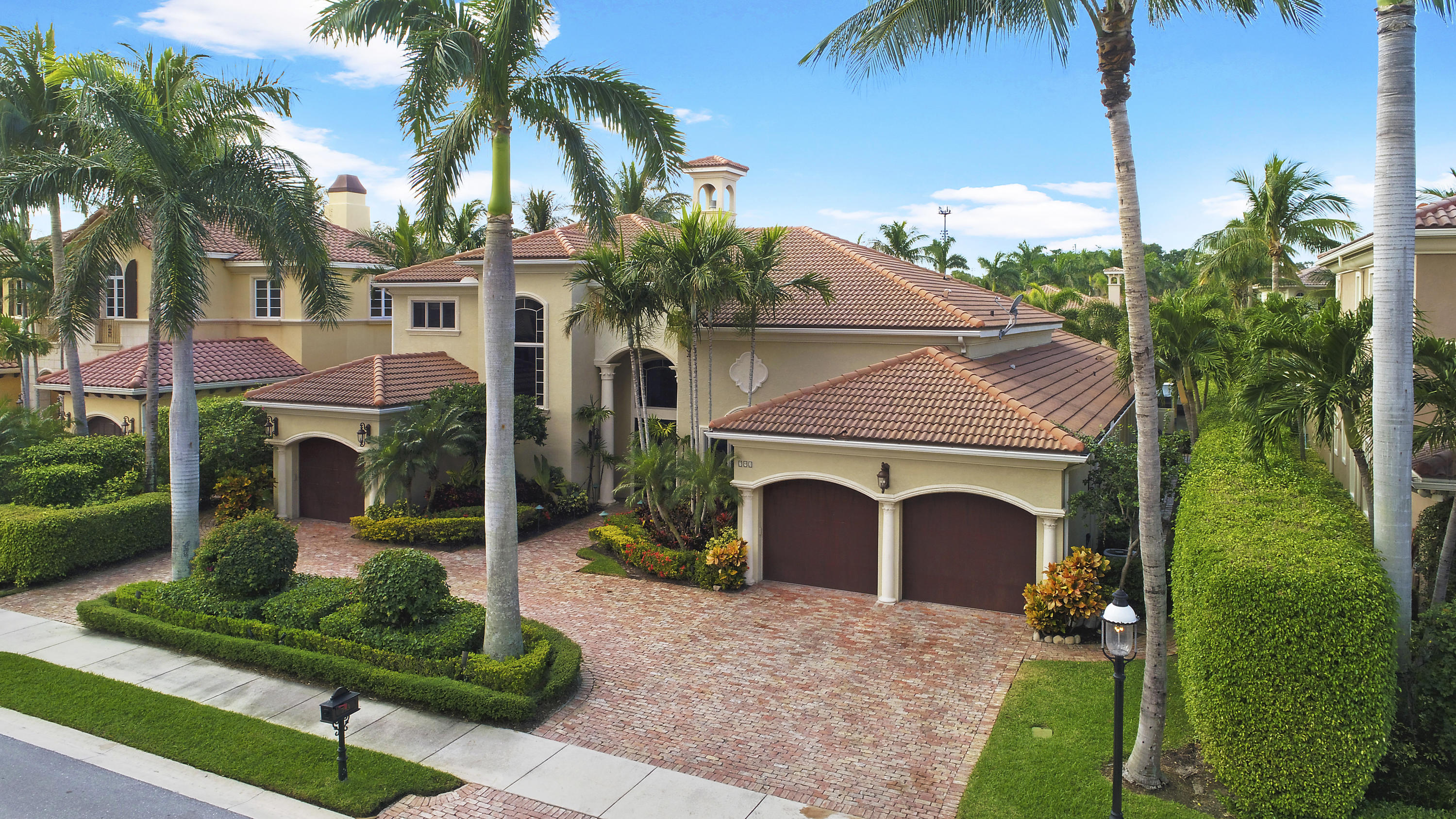 HARBOUR ISLES - Residential