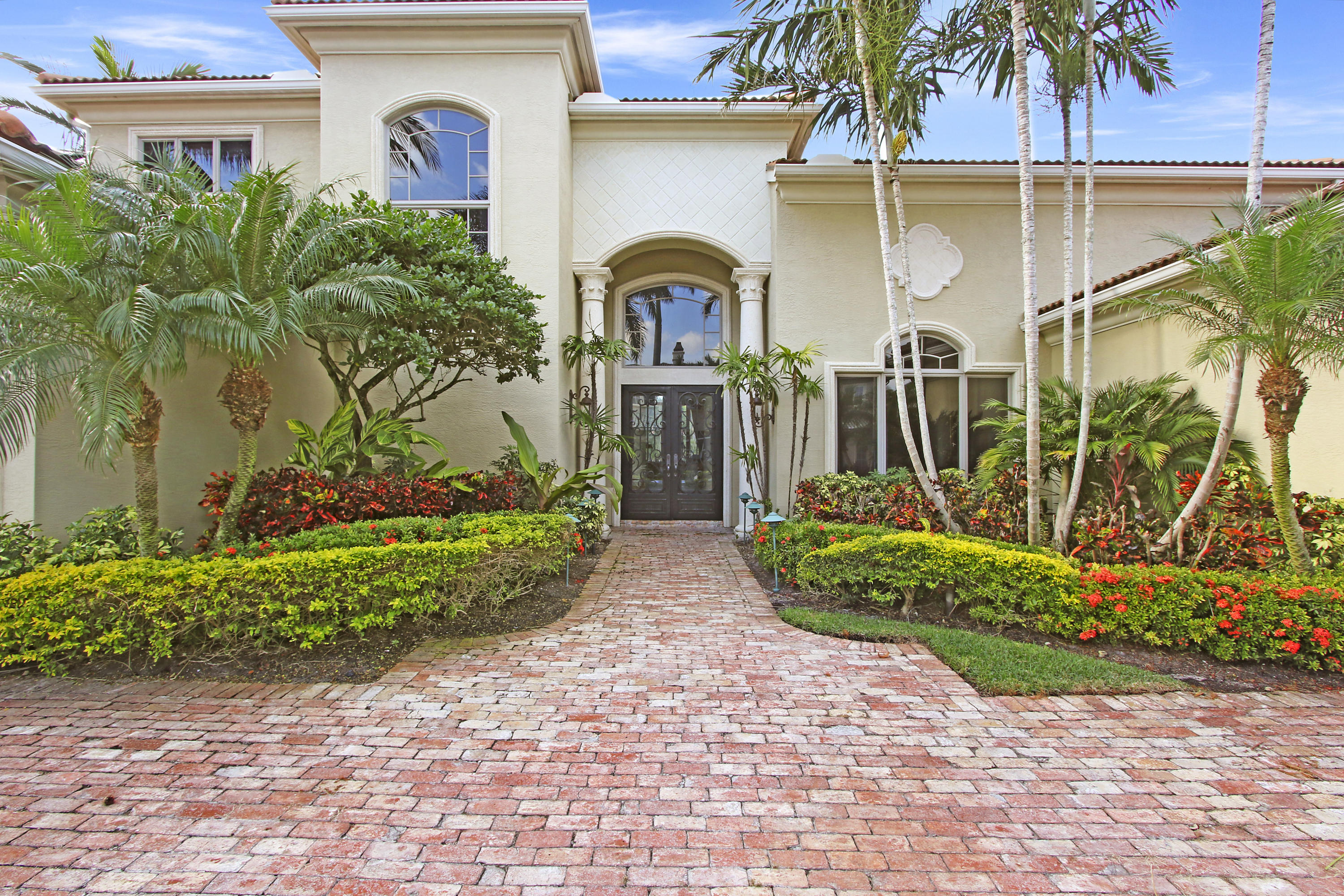 HARBOUR ISLES - Residential