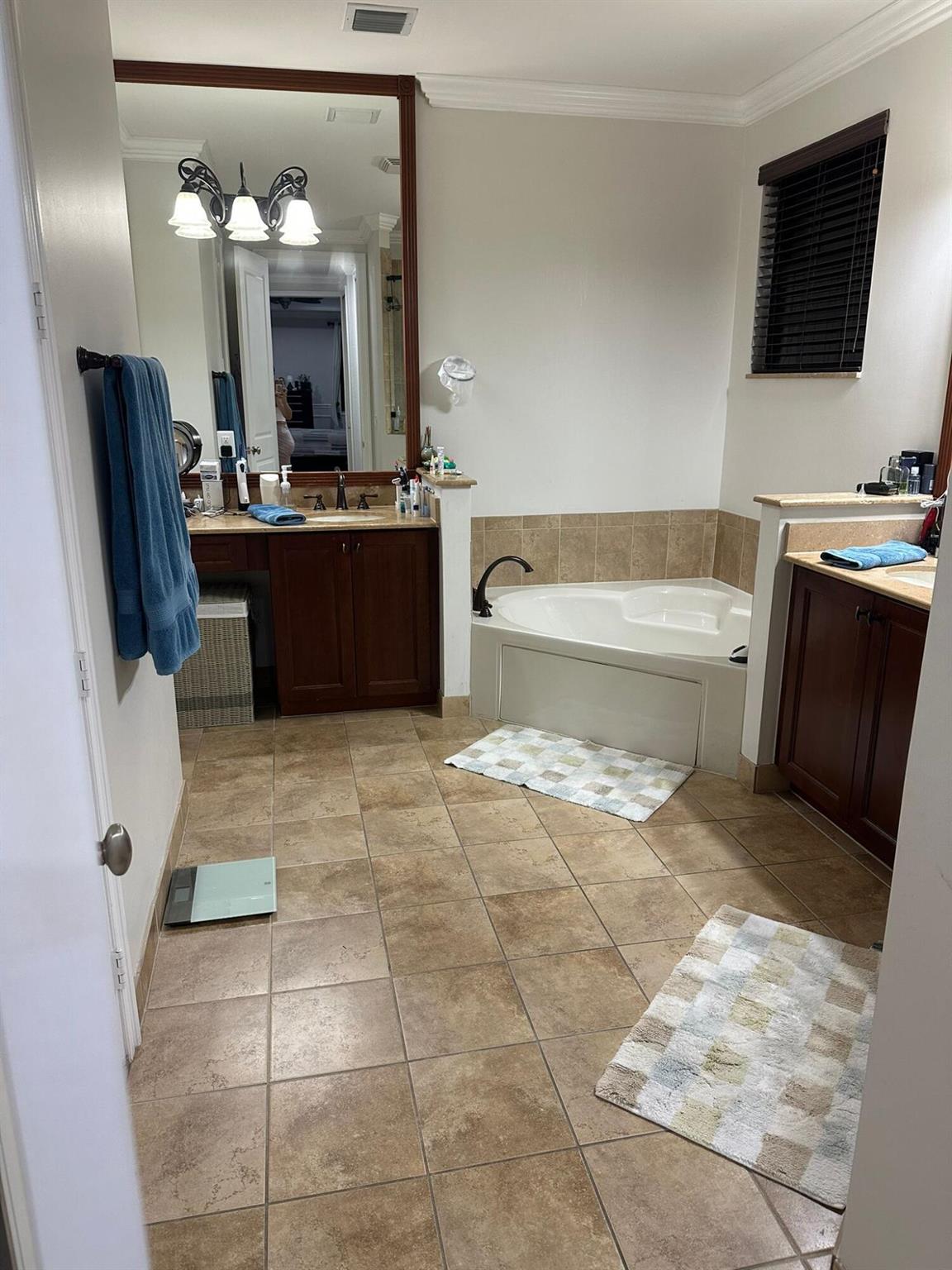 PARKLAND VILLAGE REPLAT O - Residential