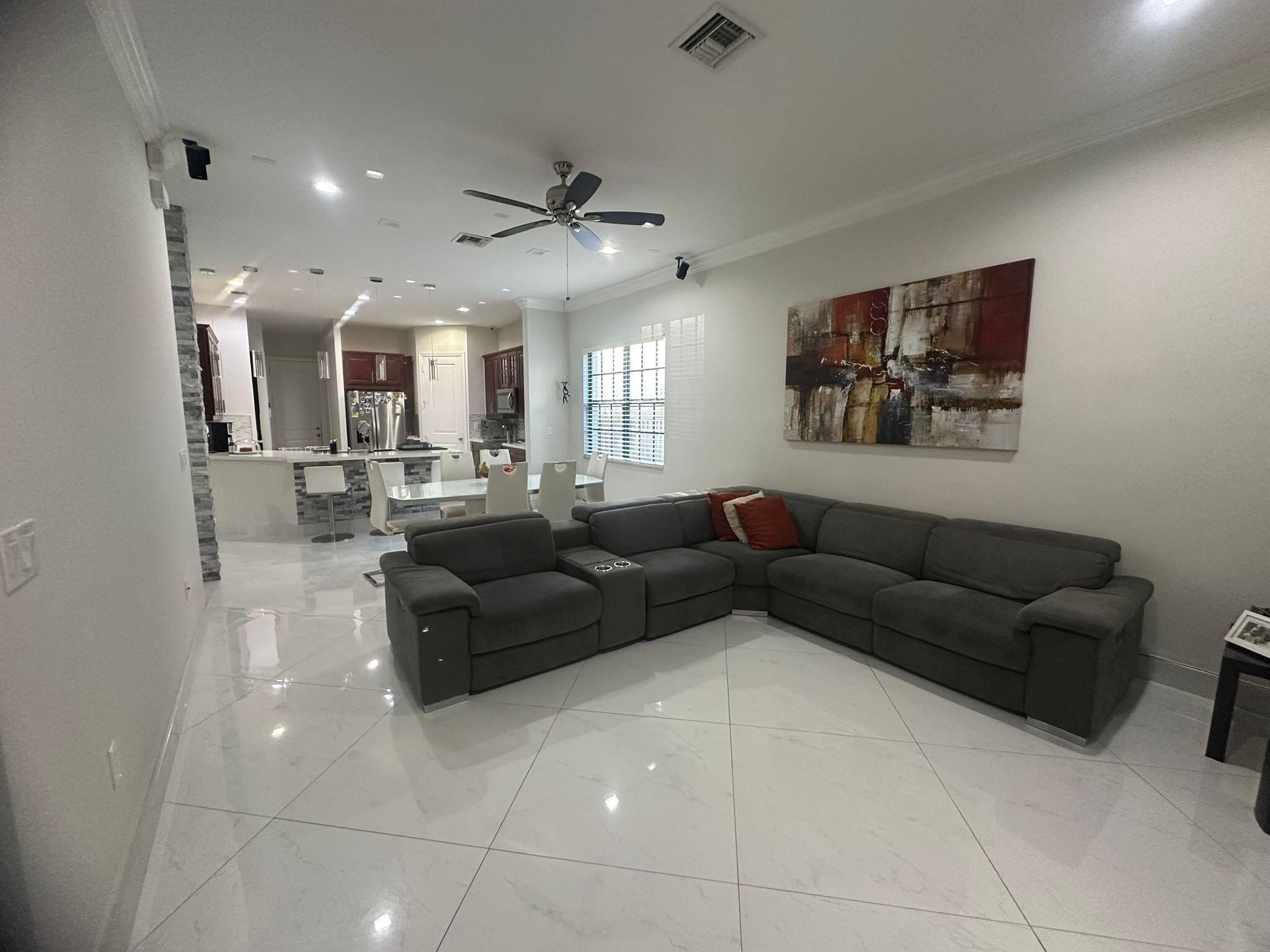 PARKLAND VILLAGE REPLAT O - Residential