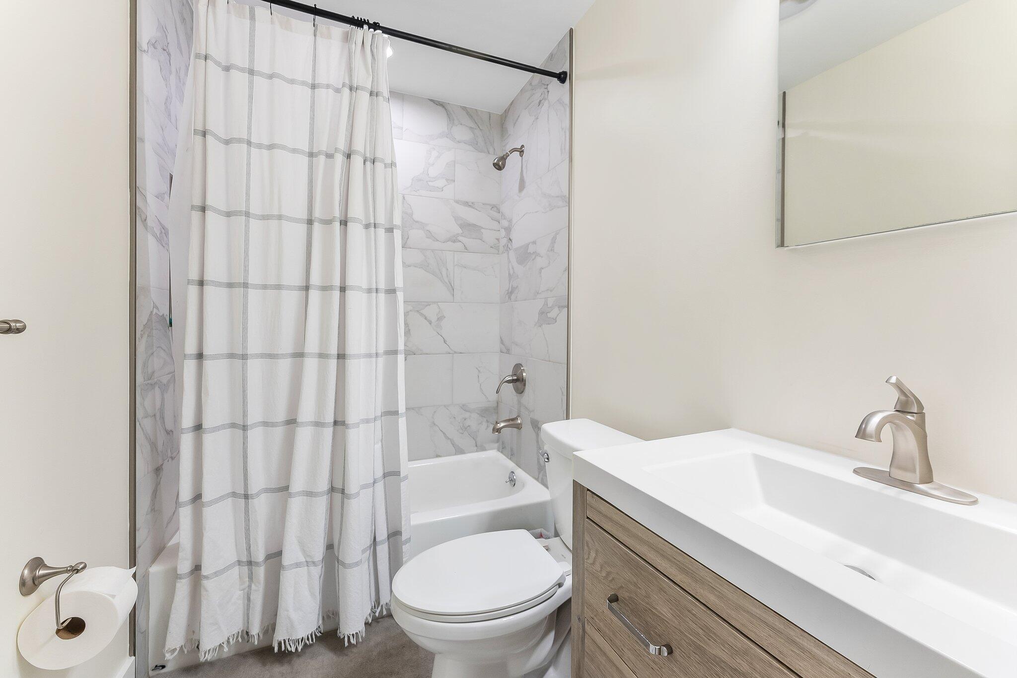 1706 NE 25th Street 1-2