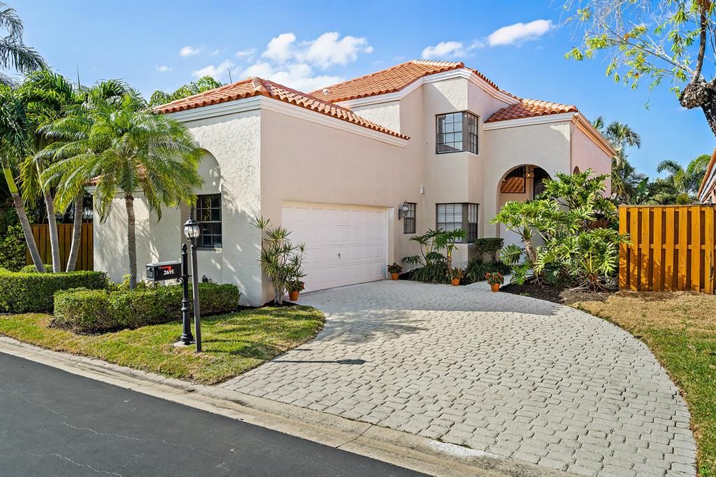 Photo of 2691 Towle Drive, Palm Beach Gardens, FL 33410 (MLS # R10701564)