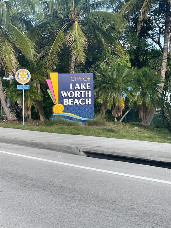 Lake Worth Town - Residential