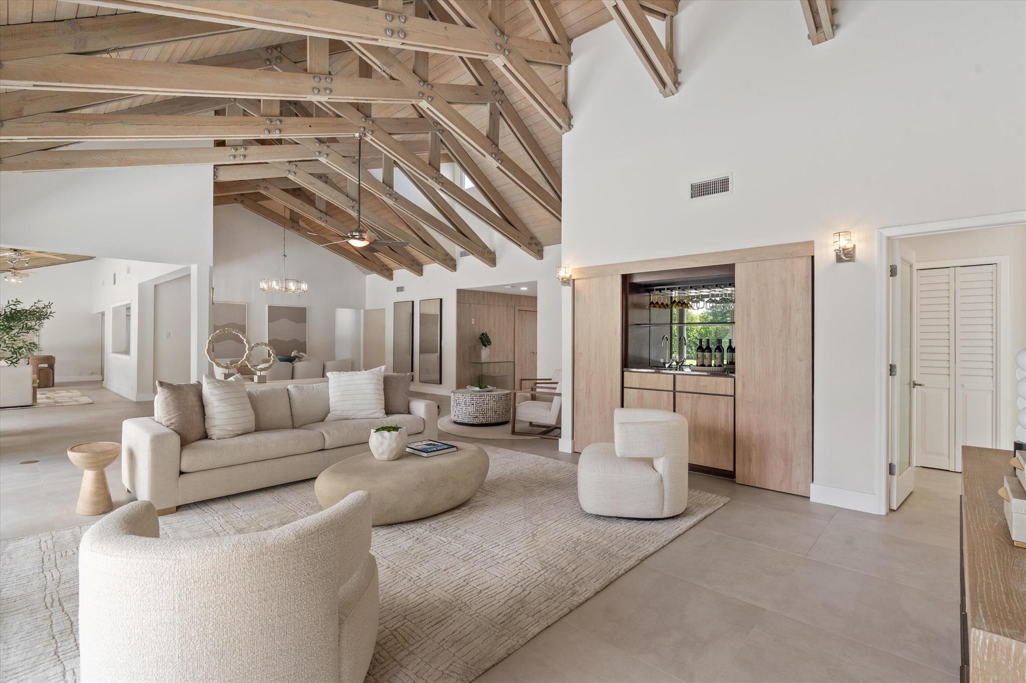 PINE LAKE - Residential