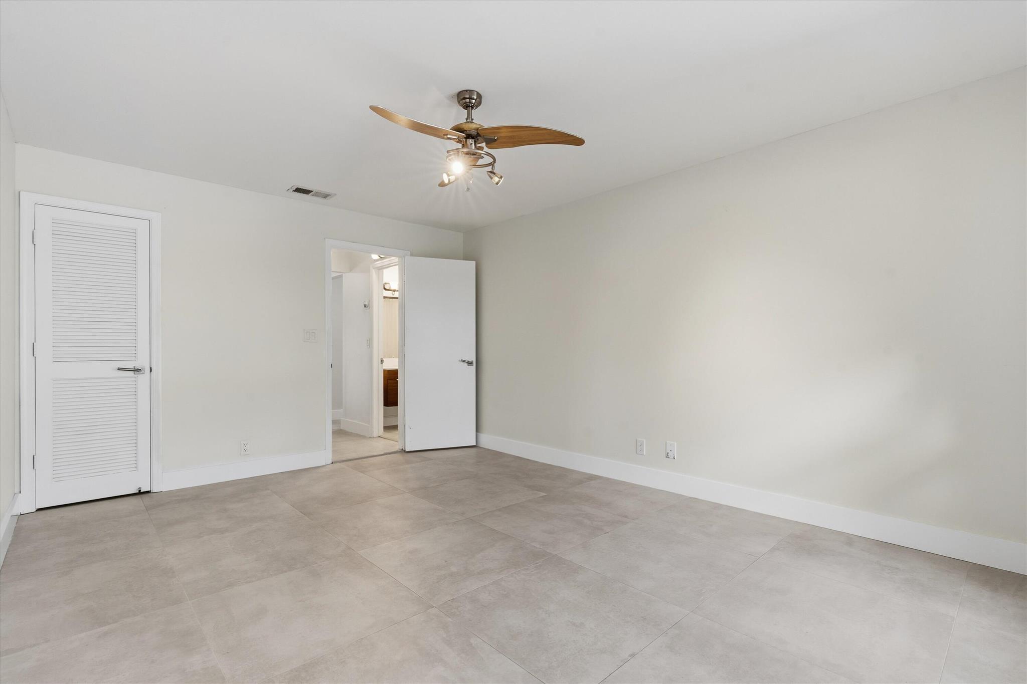 PINE LAKE - Residential