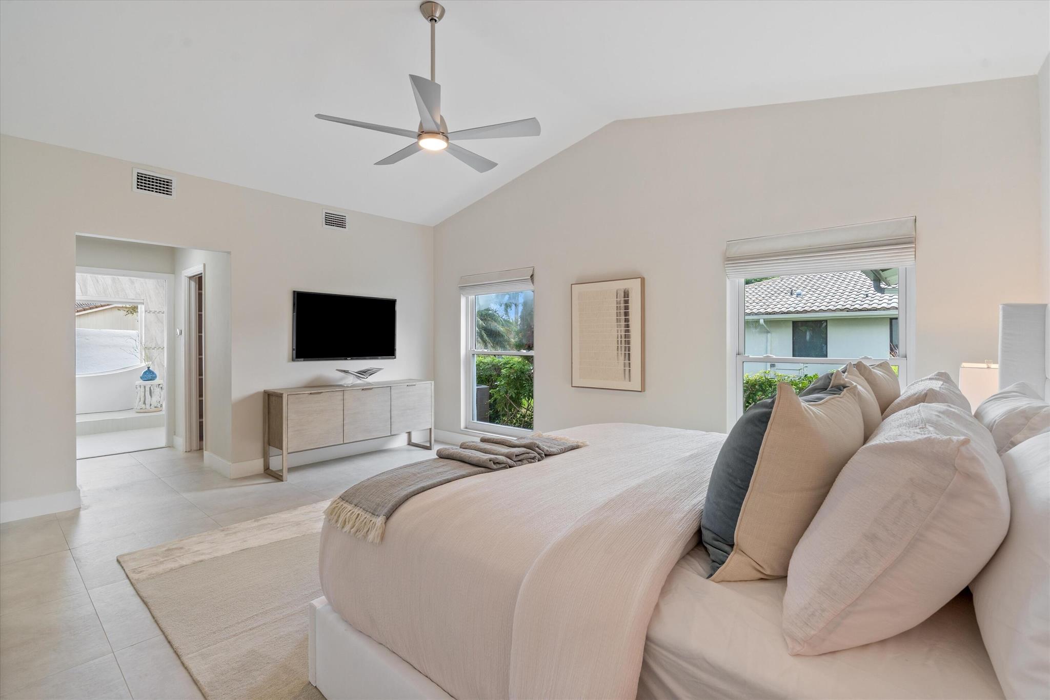 PINE LAKE - Residential