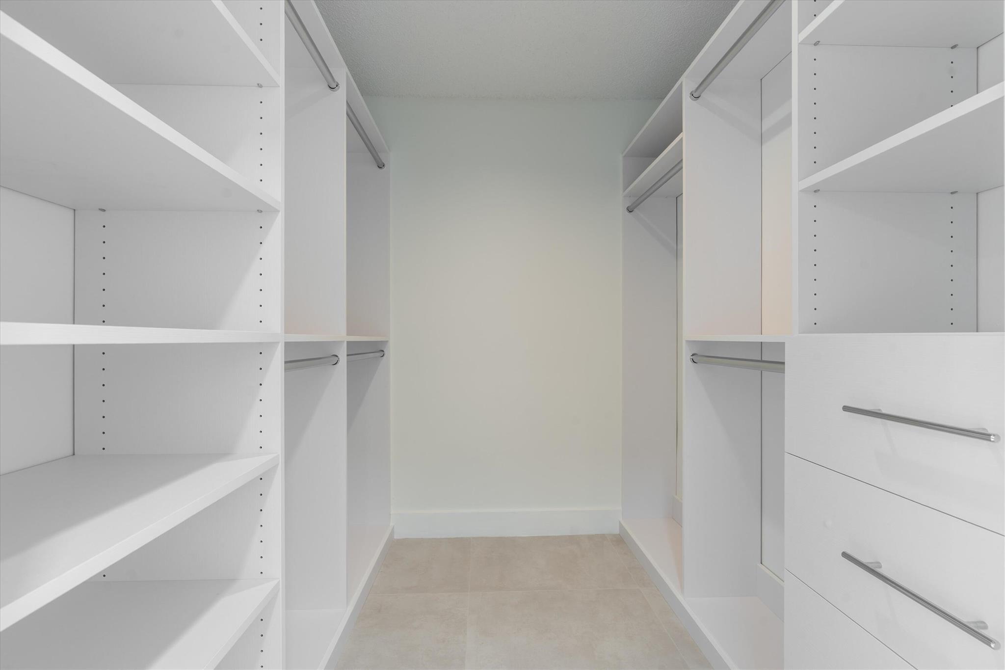 PINE LAKE - Residential