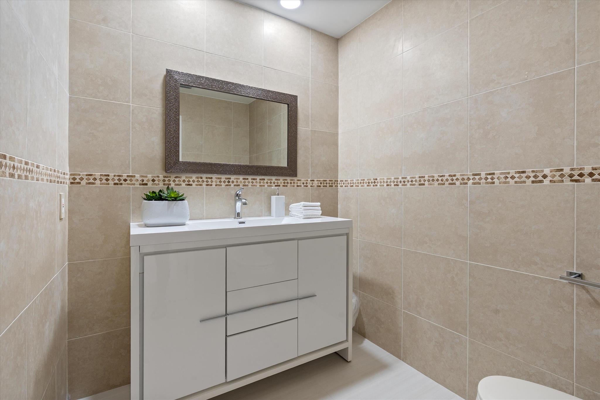 PINE LAKE - Residential