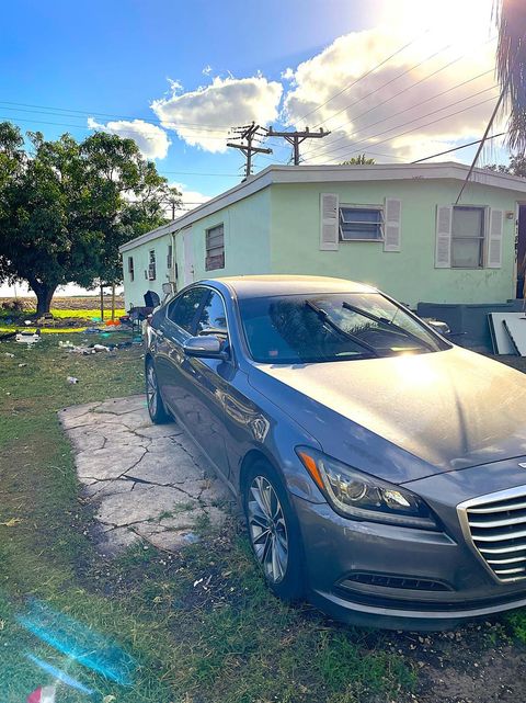 A home in Pahokee