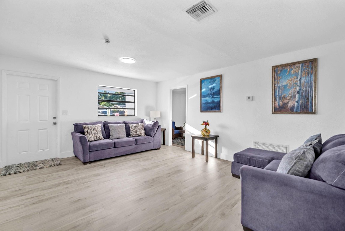 Castle Gardens 2 67-34 B - Residential