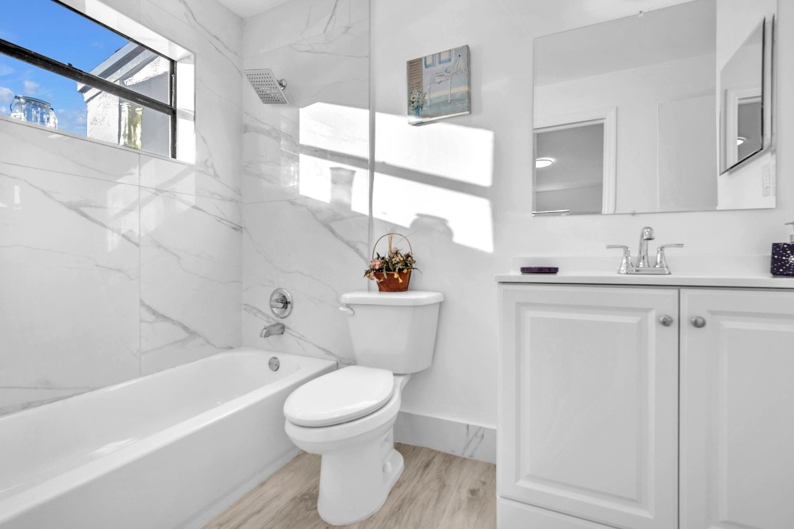 Castle Gardens 2 67-34 B - Residential