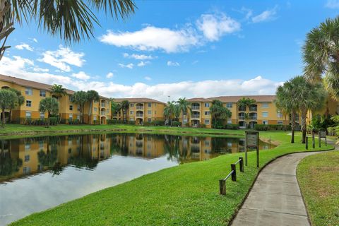 Condominium in Pembroke Pines FL 9640 2nd St St 35.jpg