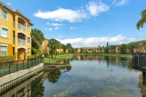 Condominium in Pembroke Pines FL 9640 2nd St St 37.jpg