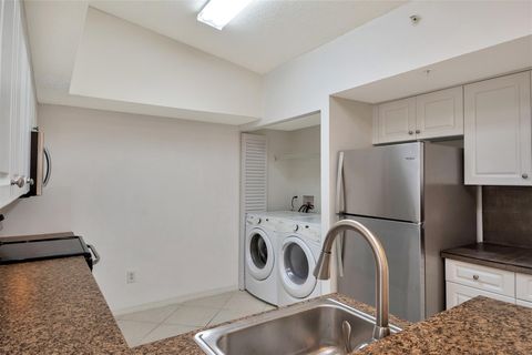 Condominium in Pembroke Pines FL 9640 2nd St St 13.jpg