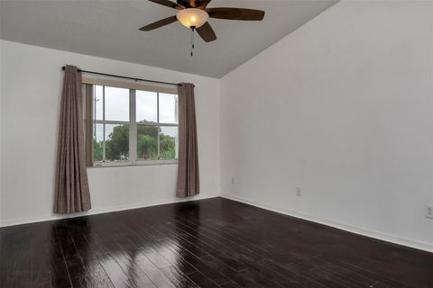 Condominium in Pembroke Pines FL 9640 2nd St St 19.jpg