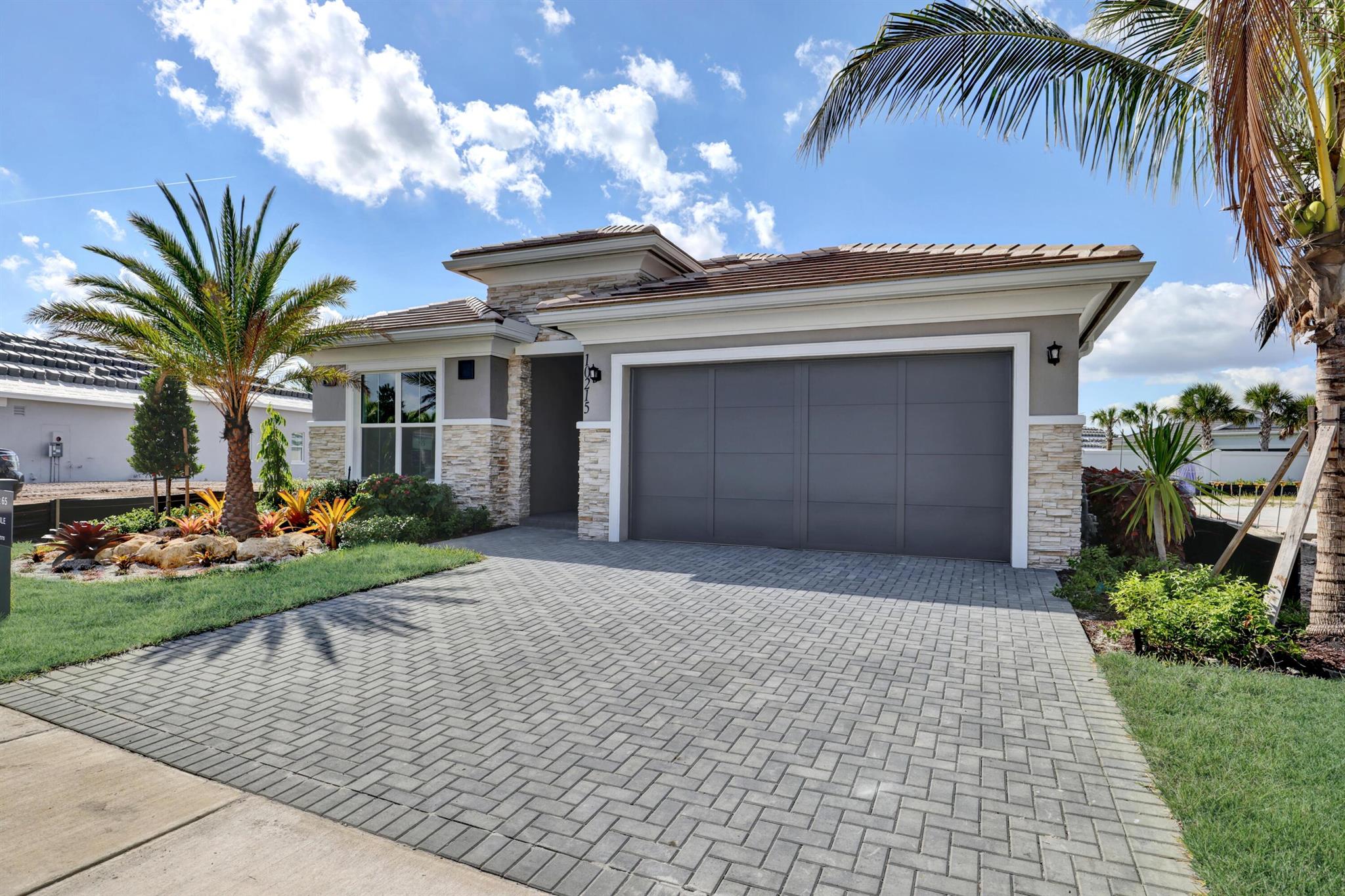 10215 Timber Creek Way