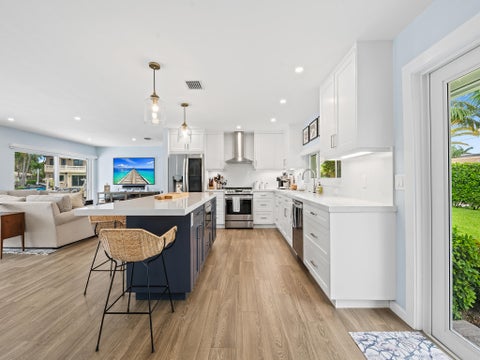 Tiny photo for 2421 NE 50th Street, Lighthouse Point, FL 33064 (MLS # B26037684)
