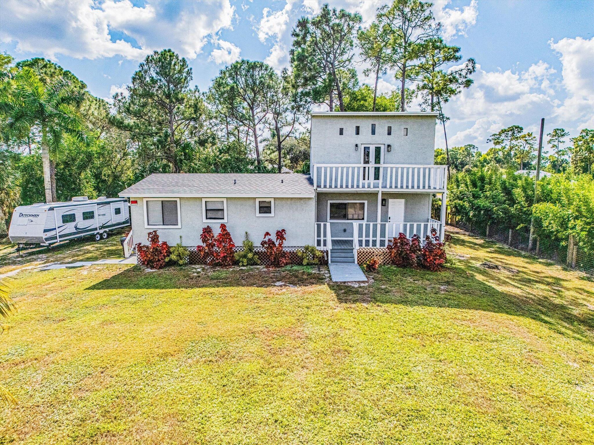 Loxahatchee - Residential