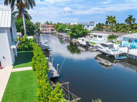 Tiny photo for 303 SW 14TH Place, Boca Raton, FL 33432 (MLS # B26077884)