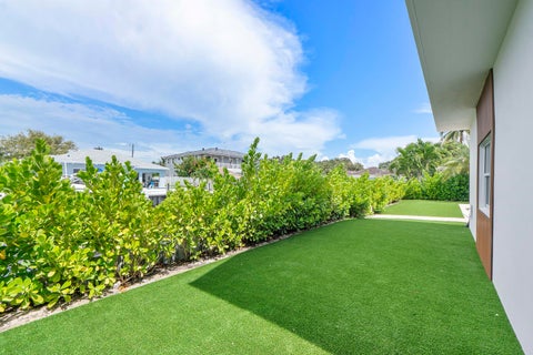 Tiny photo for 303 SW 14TH Place, Boca Raton, FL 33432 (MLS # B26077884)