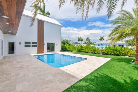 Tiny photo for 303 SW 14TH Place, Boca Raton, FL 33432 (MLS # B26077884)