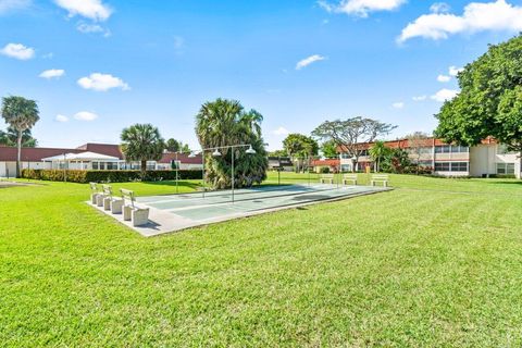 A home in Royal Palm Beach