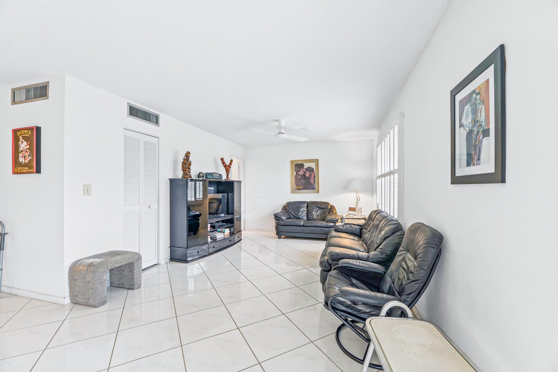 6260 S FALLS CIR Drive 303