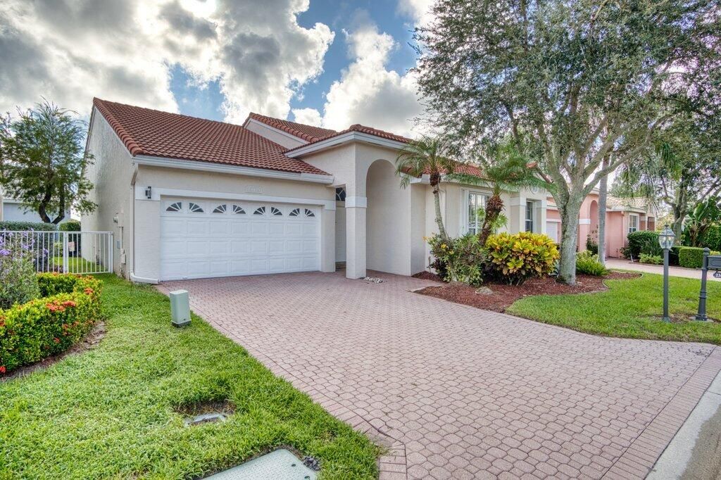 Photo of 23425 Torre Circle, Boca Raton, FL 33433 (MLS # R11128091)
