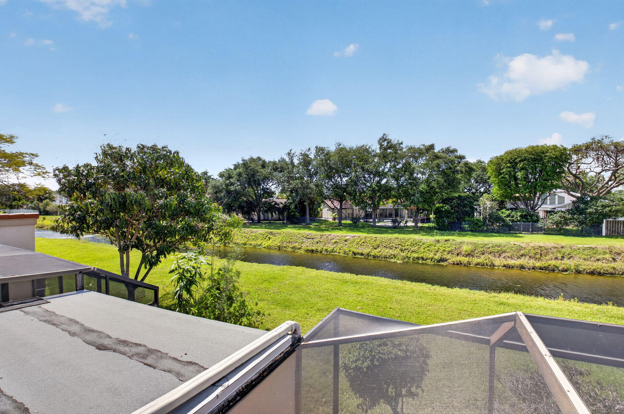 L'ambiance of Via Verde - Residential