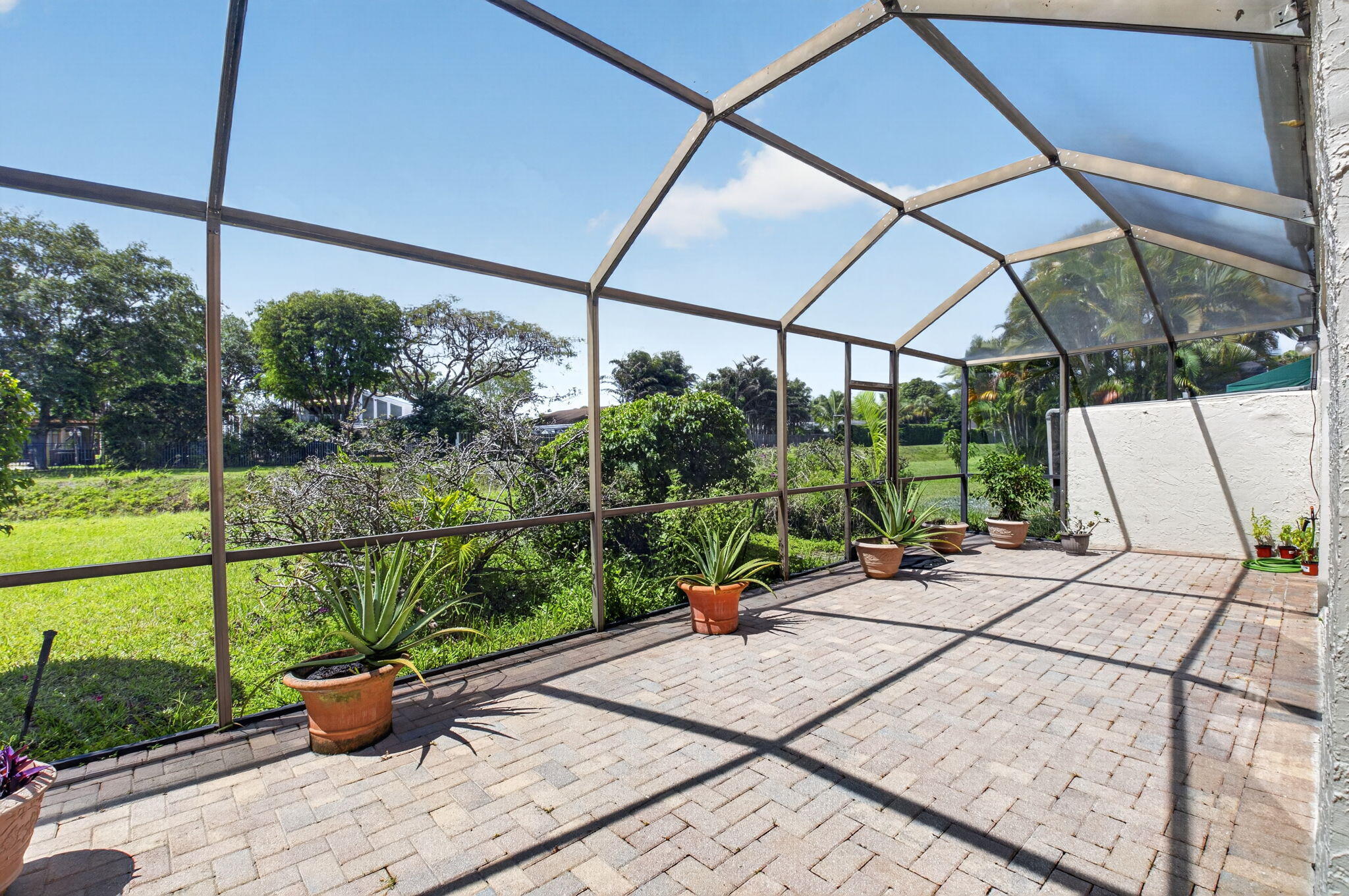 L'ambiance of Via Verde - Residential