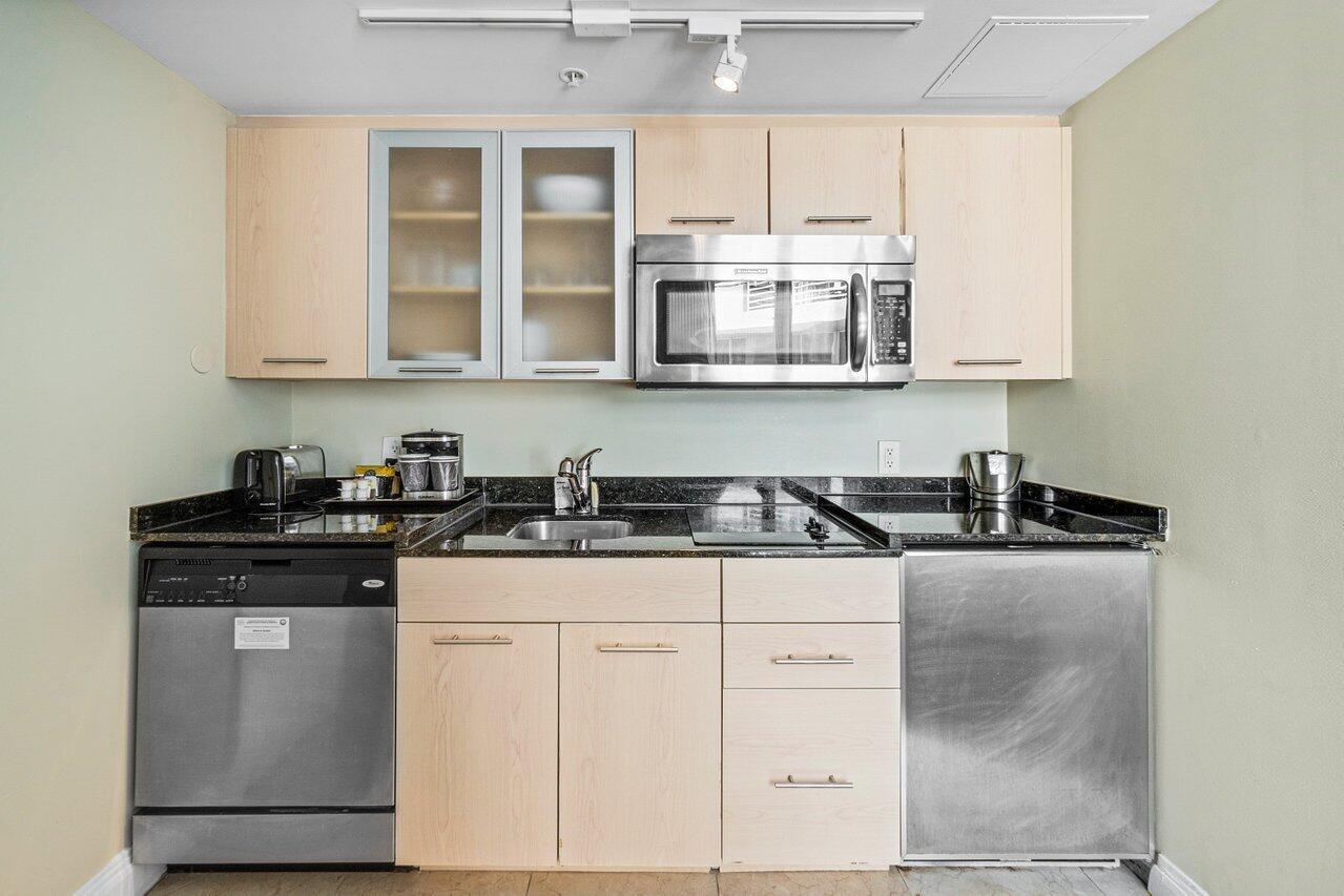 GALLERY ONE CONDO - Residential