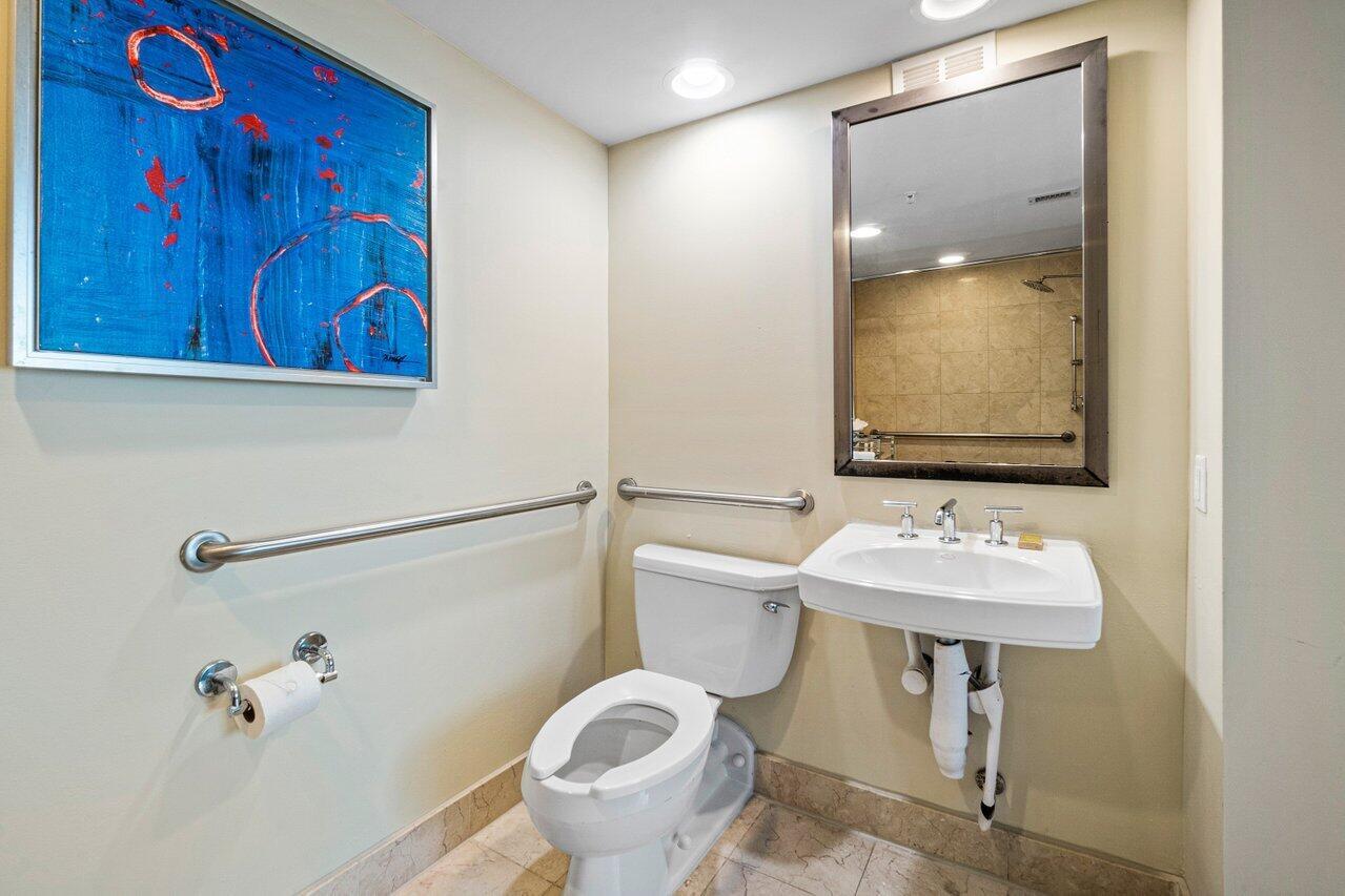 GALLERY ONE CONDO - Residential