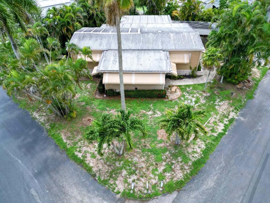 Photo of 8903 Oak Street, Boynton Beach, FL 33436 (MLS # R11123093)