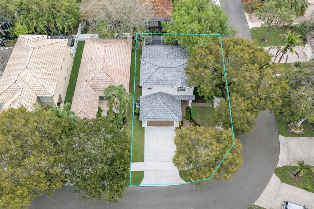 Photo of 4907 Pelican Manor, Coconut Creek, FL 33073 (MLS # B26004865)