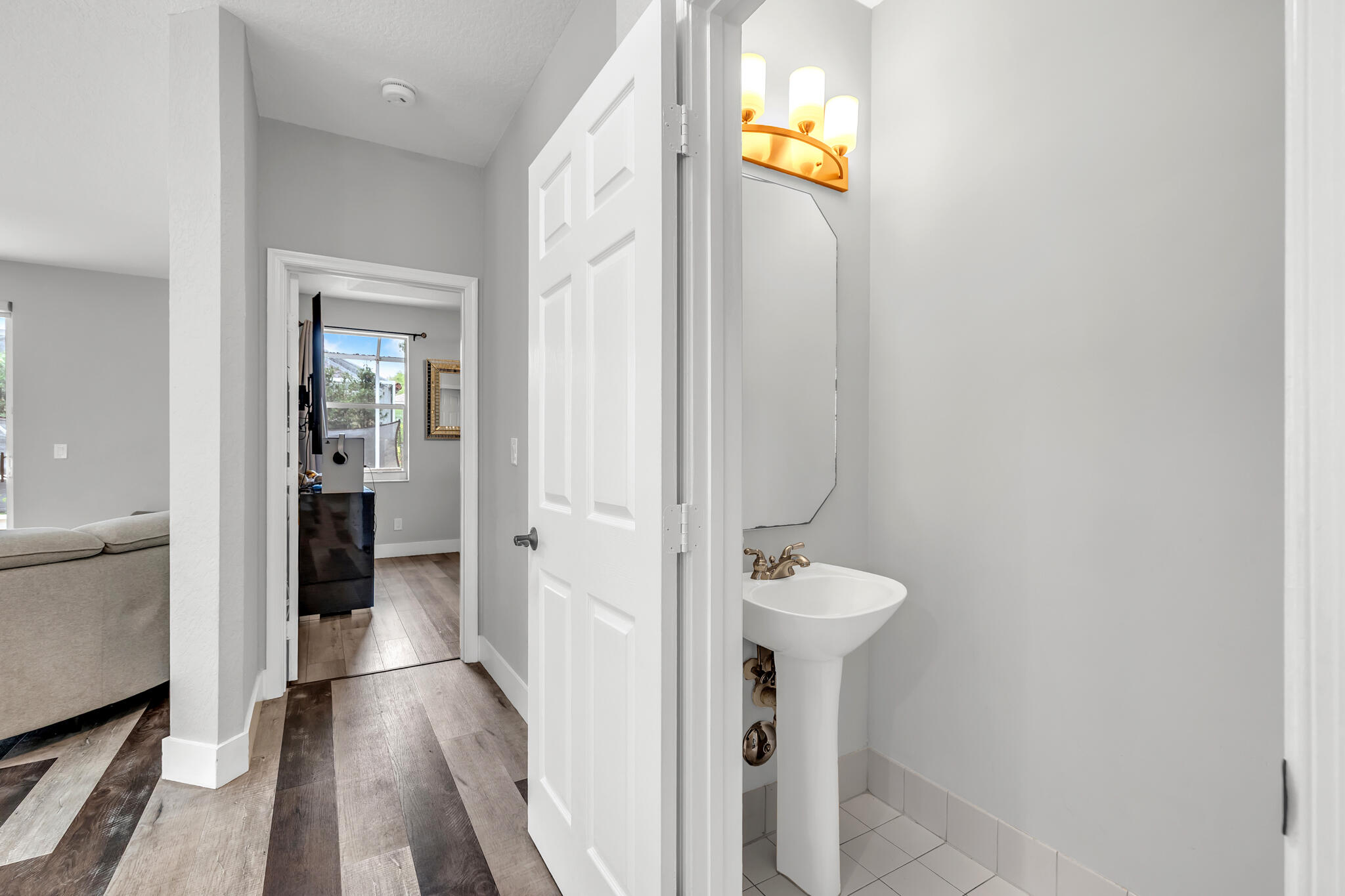 REGENCY LAKES AT COCONUT CREEK - Residential