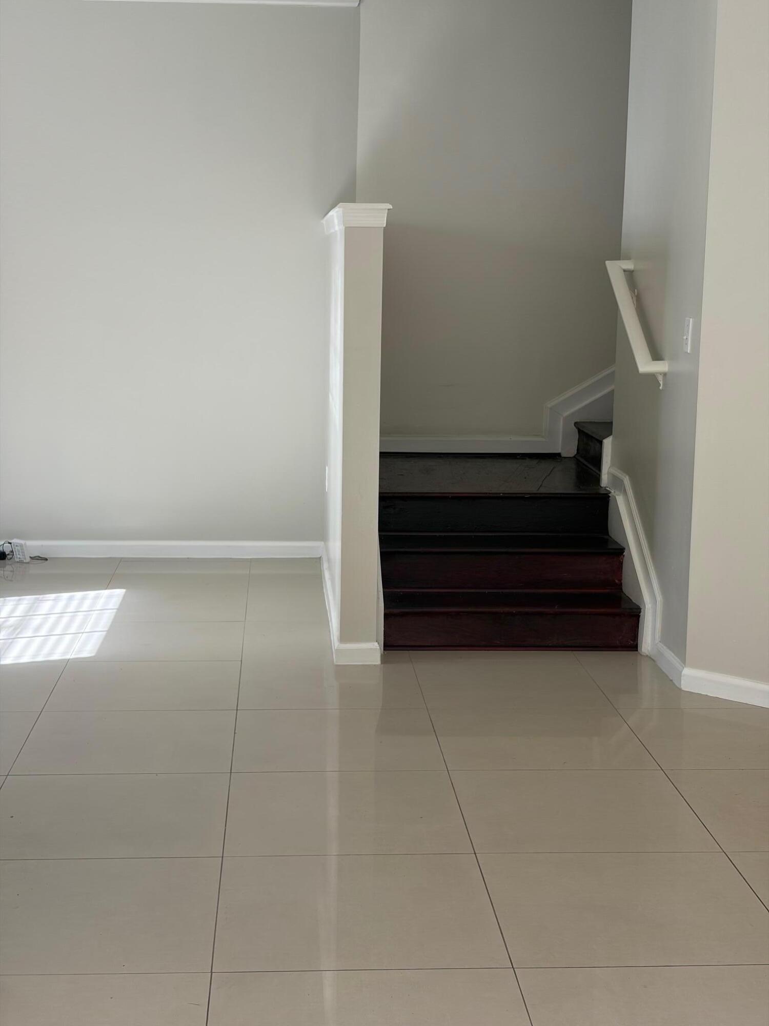 SOMERSET AT ABACOA CONDO - Residential