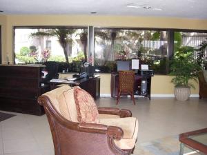 PALM BEACH HARBOUR CLUB CONDO - Residential